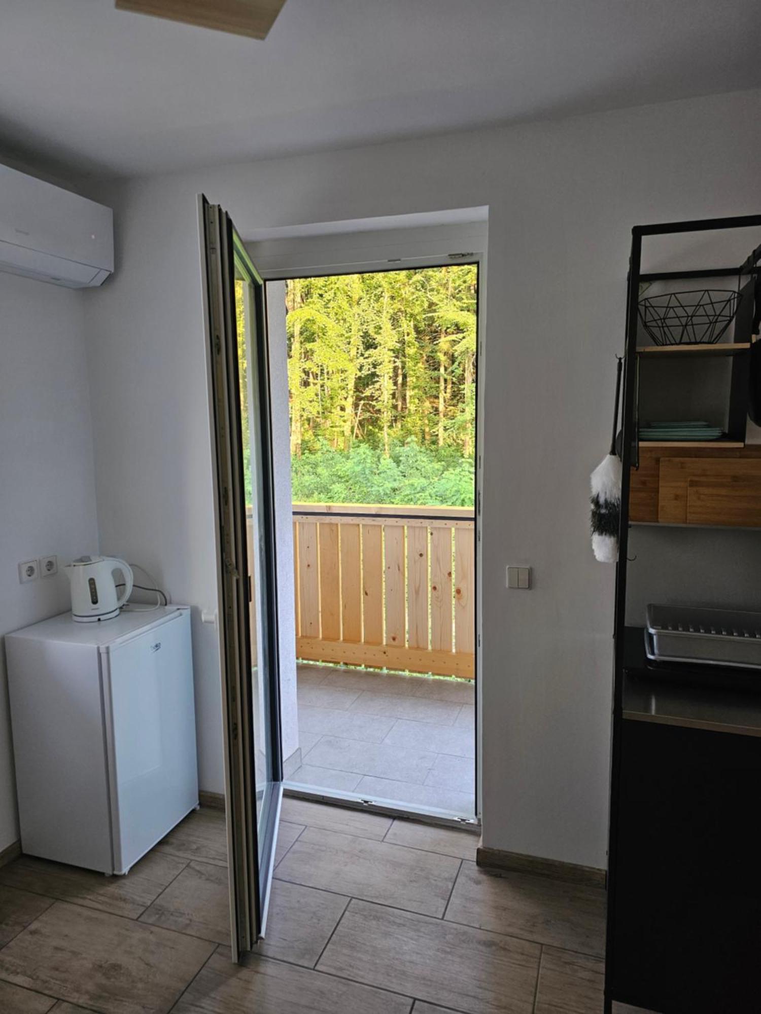 Grmac Apartments Naklo Eksteriør bilde